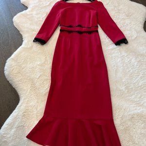 Red  Midi Dress  with curvy silhouette  and lace detailed